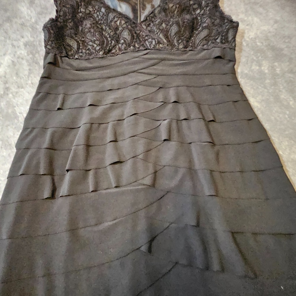 Jones Wear Dress Womens 14P Black Lace Chiffon Tiered Cocktail Formal 1-01676